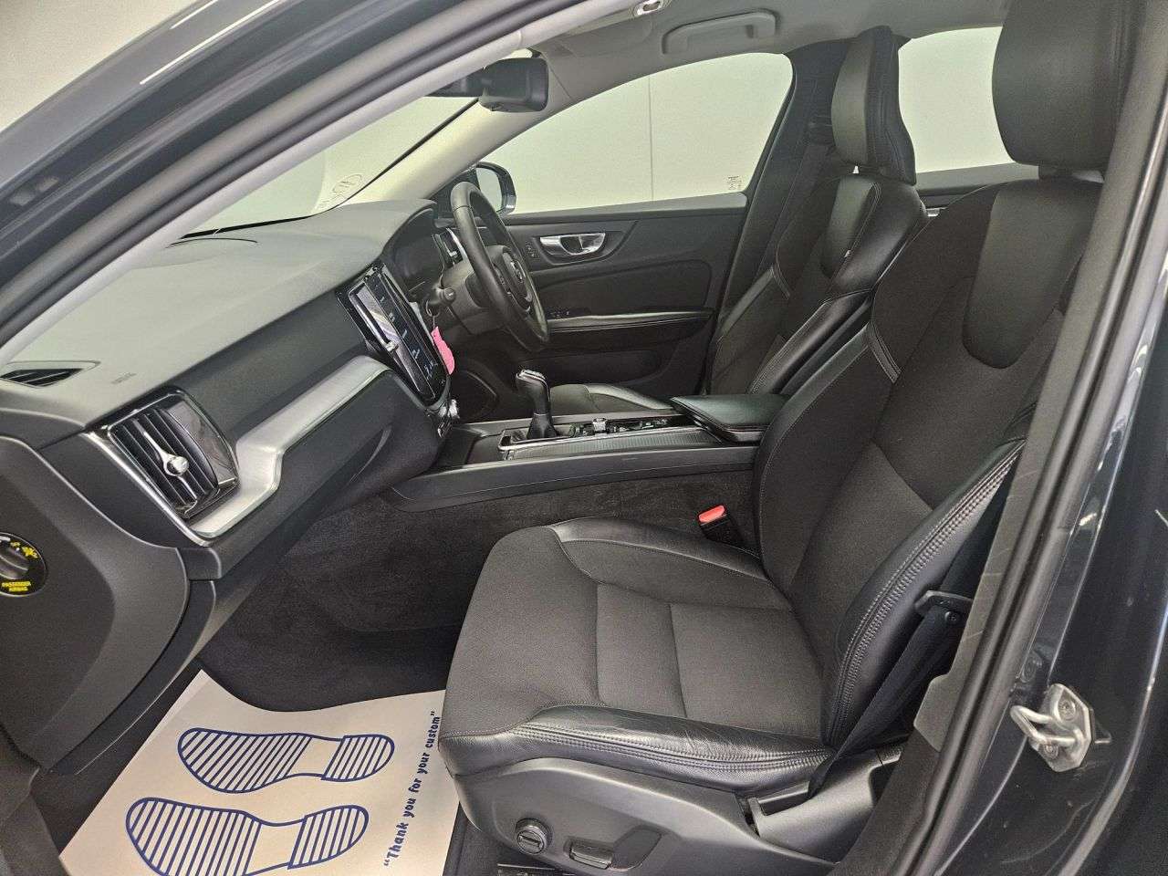 2019 VOLVO V60 2019 VOLVO V60