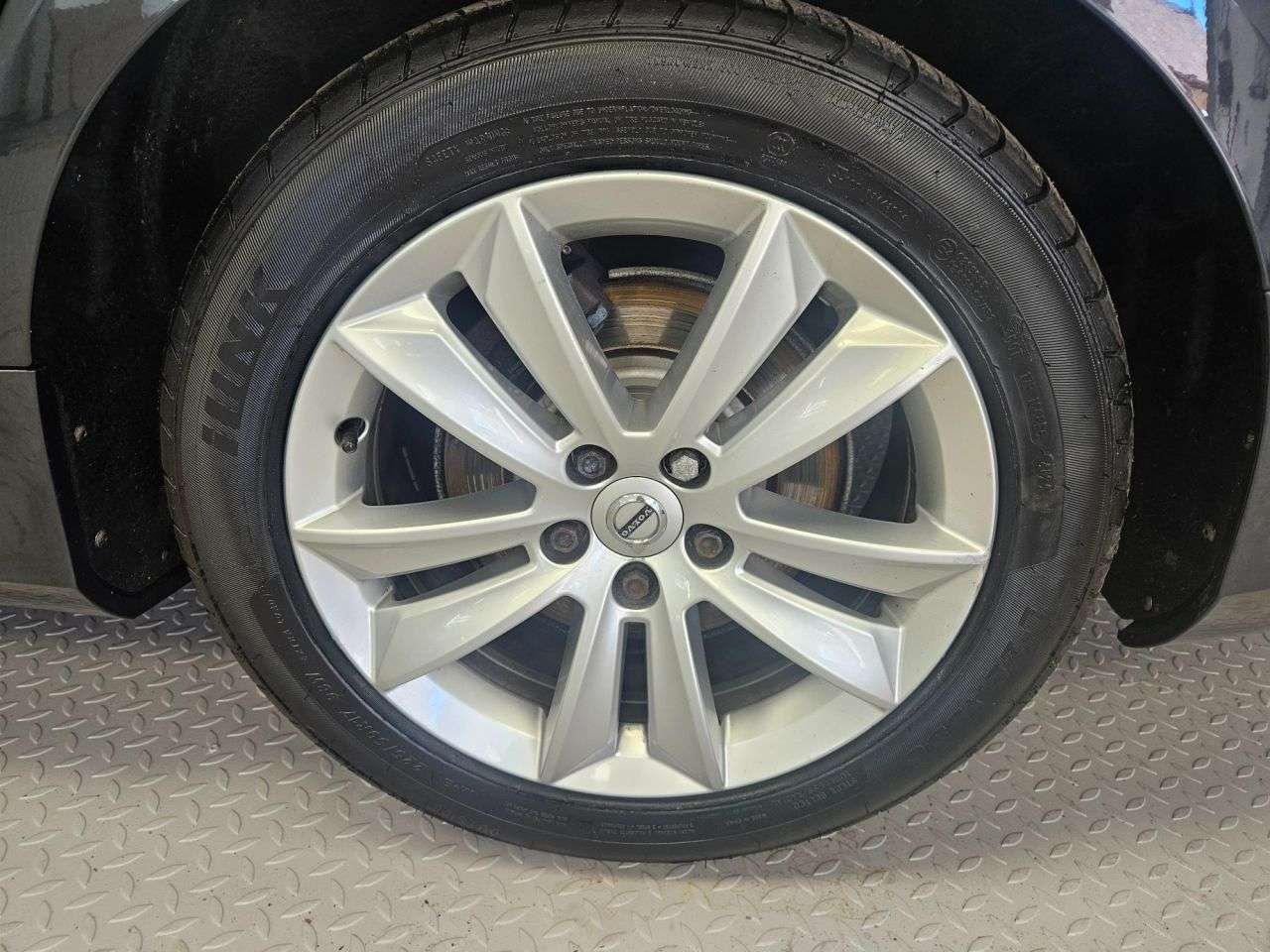 2019 VOLVO V60 2019 VOLVO V60