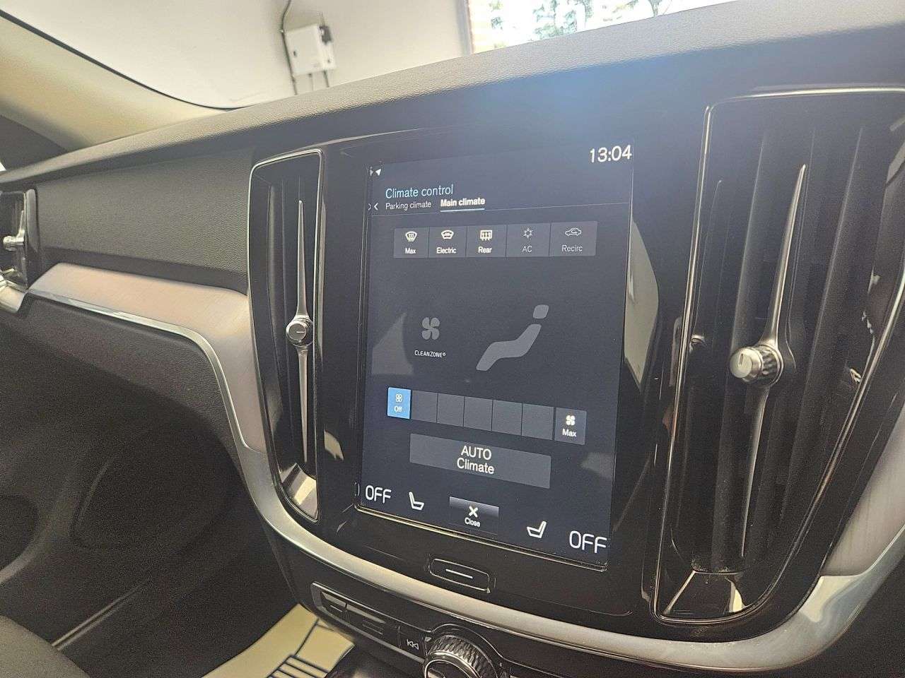 2019 VOLVO V60 2019 VOLVO V60