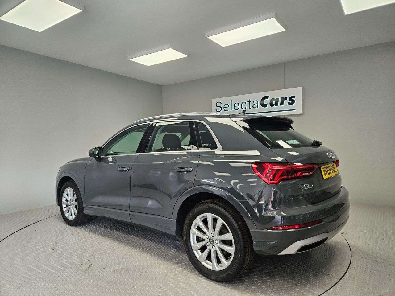 2019 AUDI Q3 2019 AUDI Q3