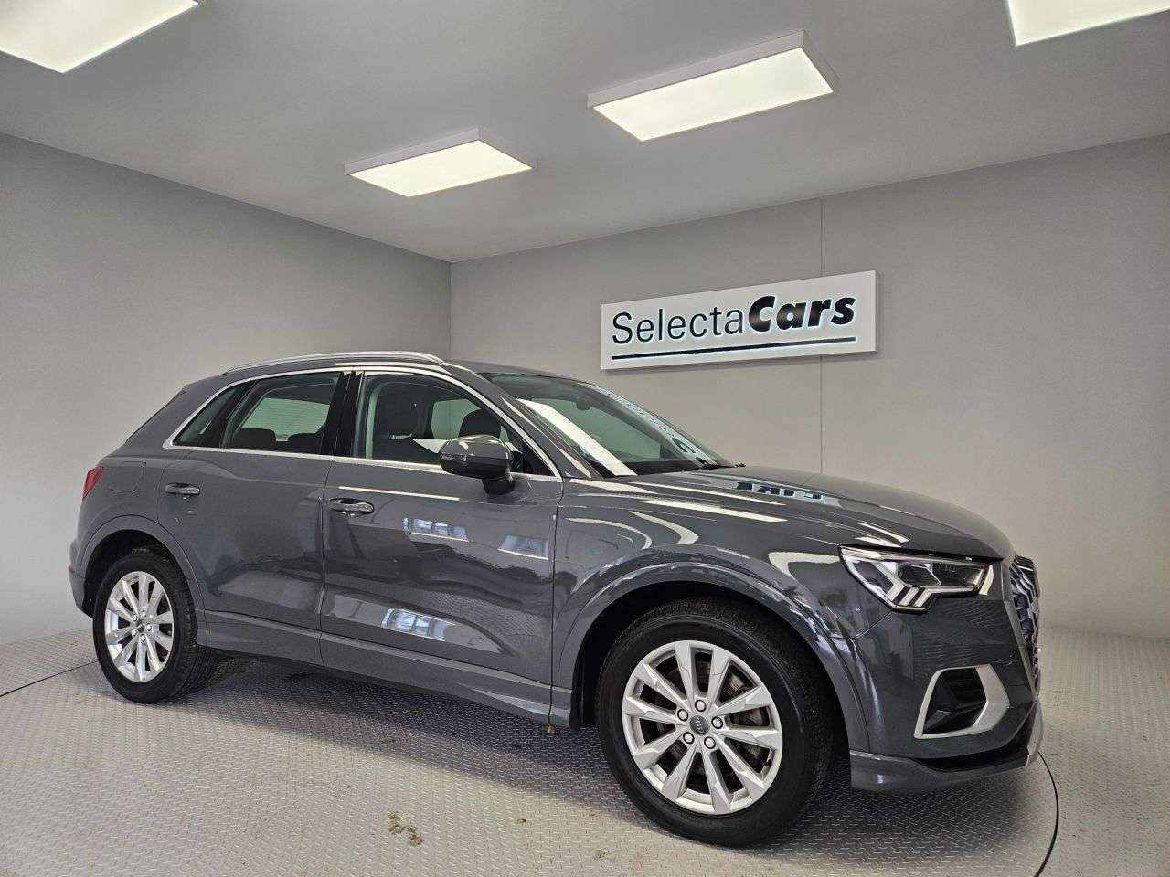 2019 AUDI Q3 2019 AUDI Q3
