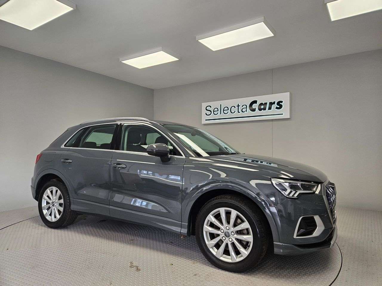 2019 AUDI Q3 2019 AUDI Q3