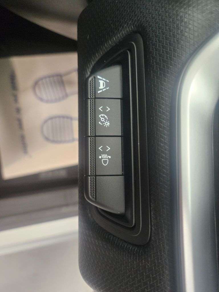 2022 RENAULT CLIO 2022 RENAULT CLIO