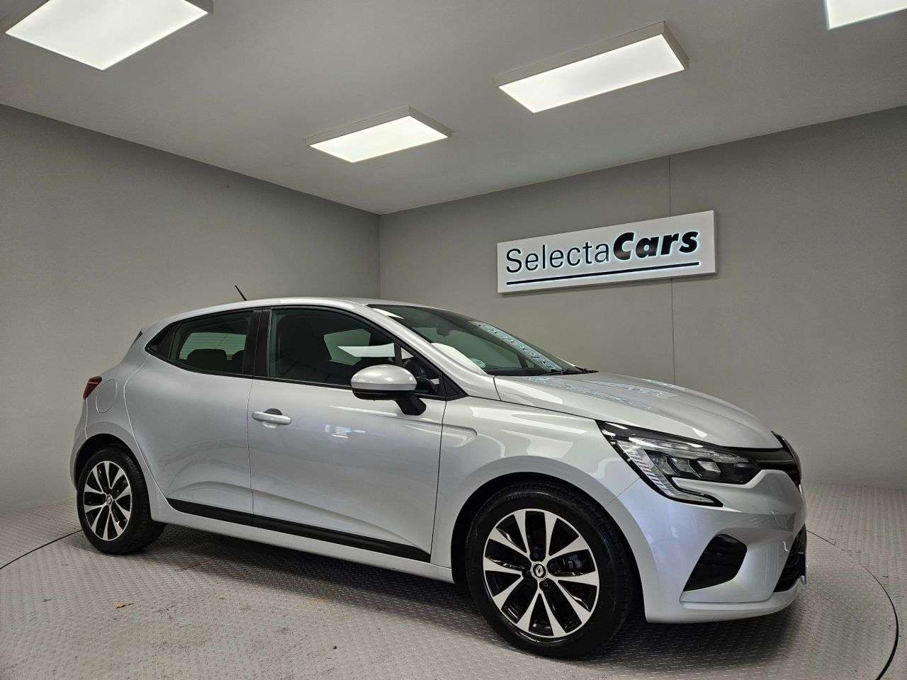 2022 RENAULT CLIO 2022 RENAULT CLIO