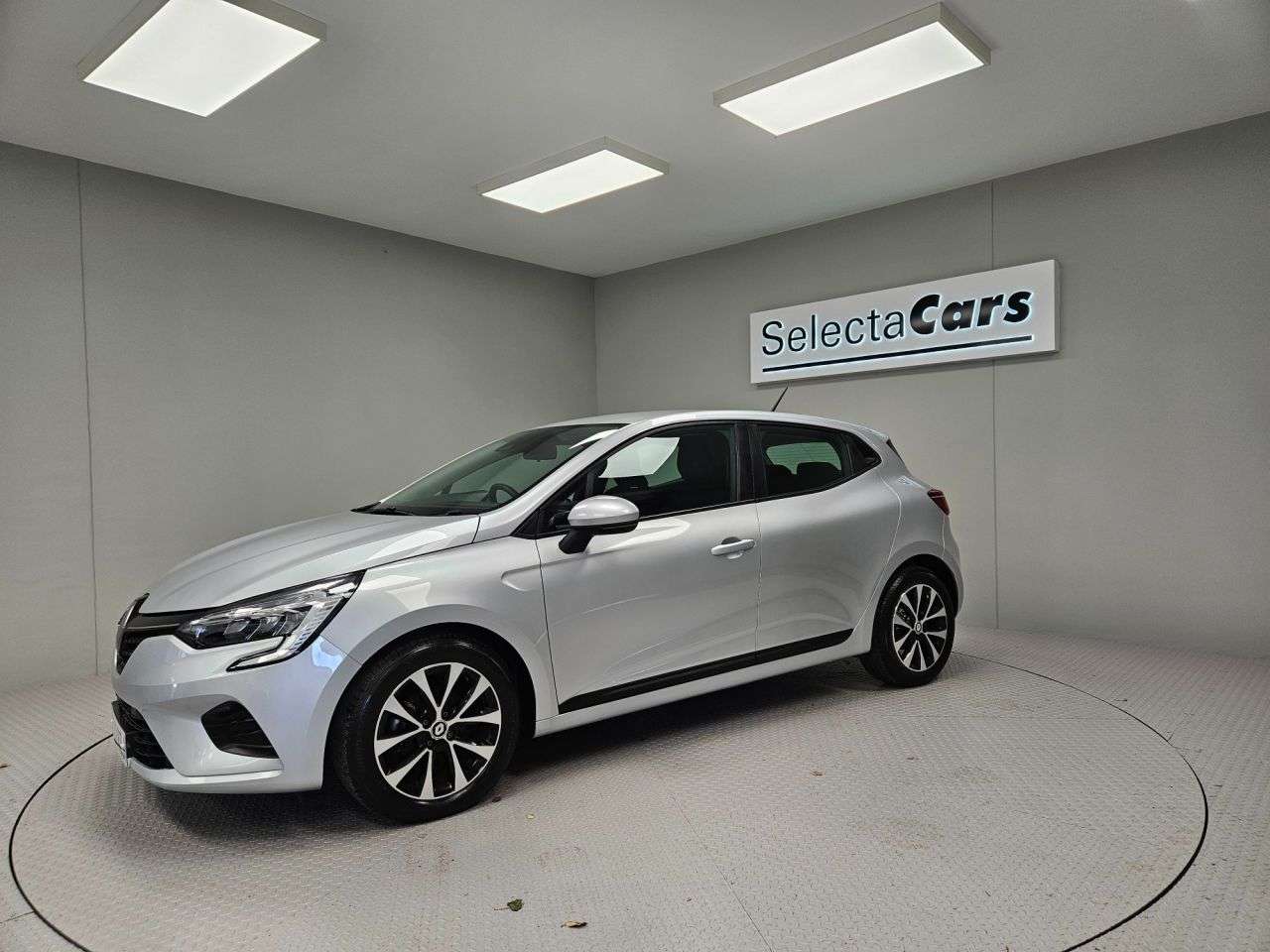 2022 RENAULT CLIO 2022 RENAULT CLIO