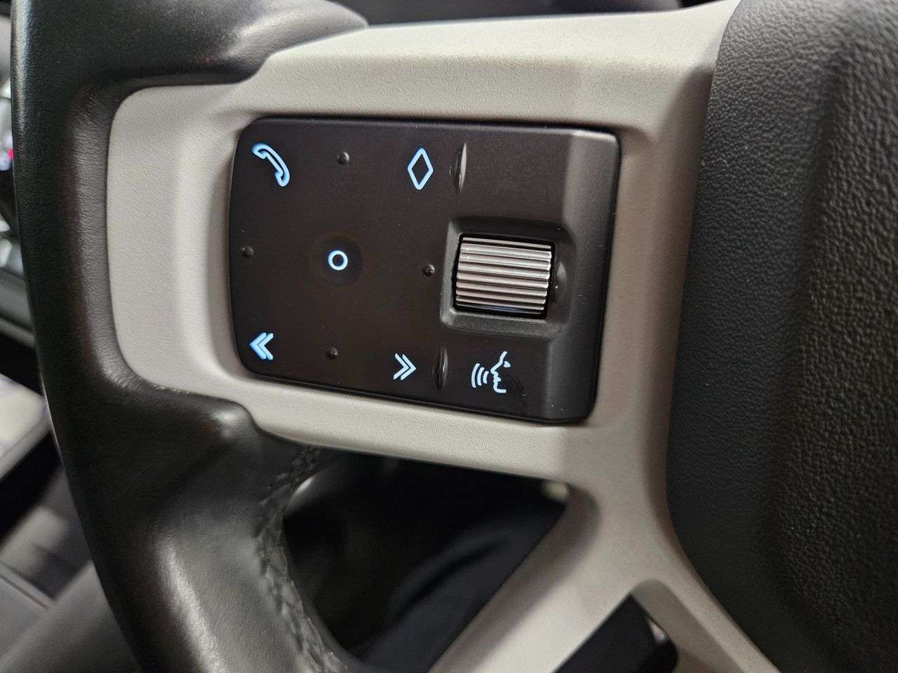 2020 LAND ROVER DEFENDER 2020 LAND ROVER DEFENDER