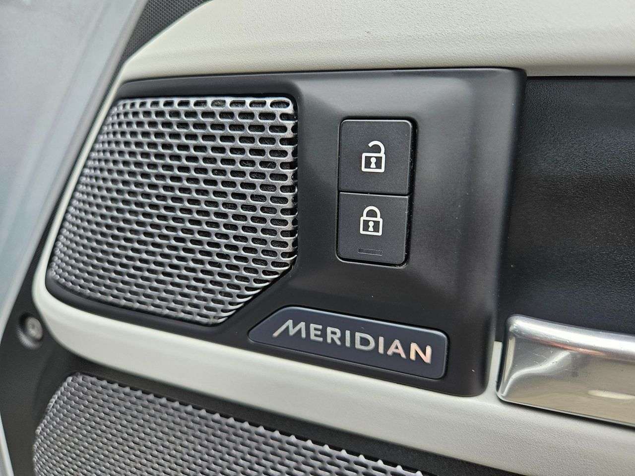 2020 LAND ROVER DEFENDER 2020 LAND ROVER DEFENDER