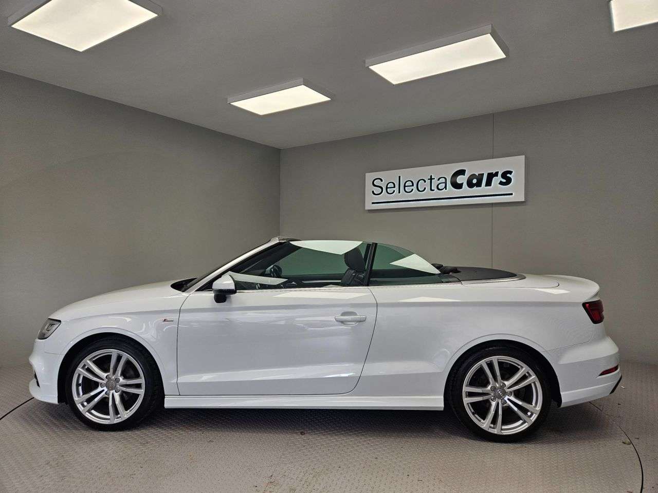 2017 AUDI A3 CABRIOLET 2017 AUDI A3 CABRIOLET