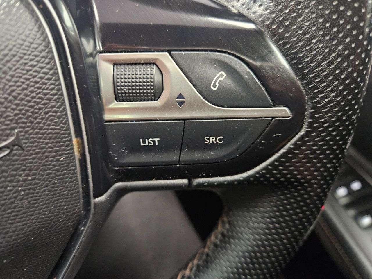 2019 PEUGEOT 3008 2019 PEUGEOT 3008