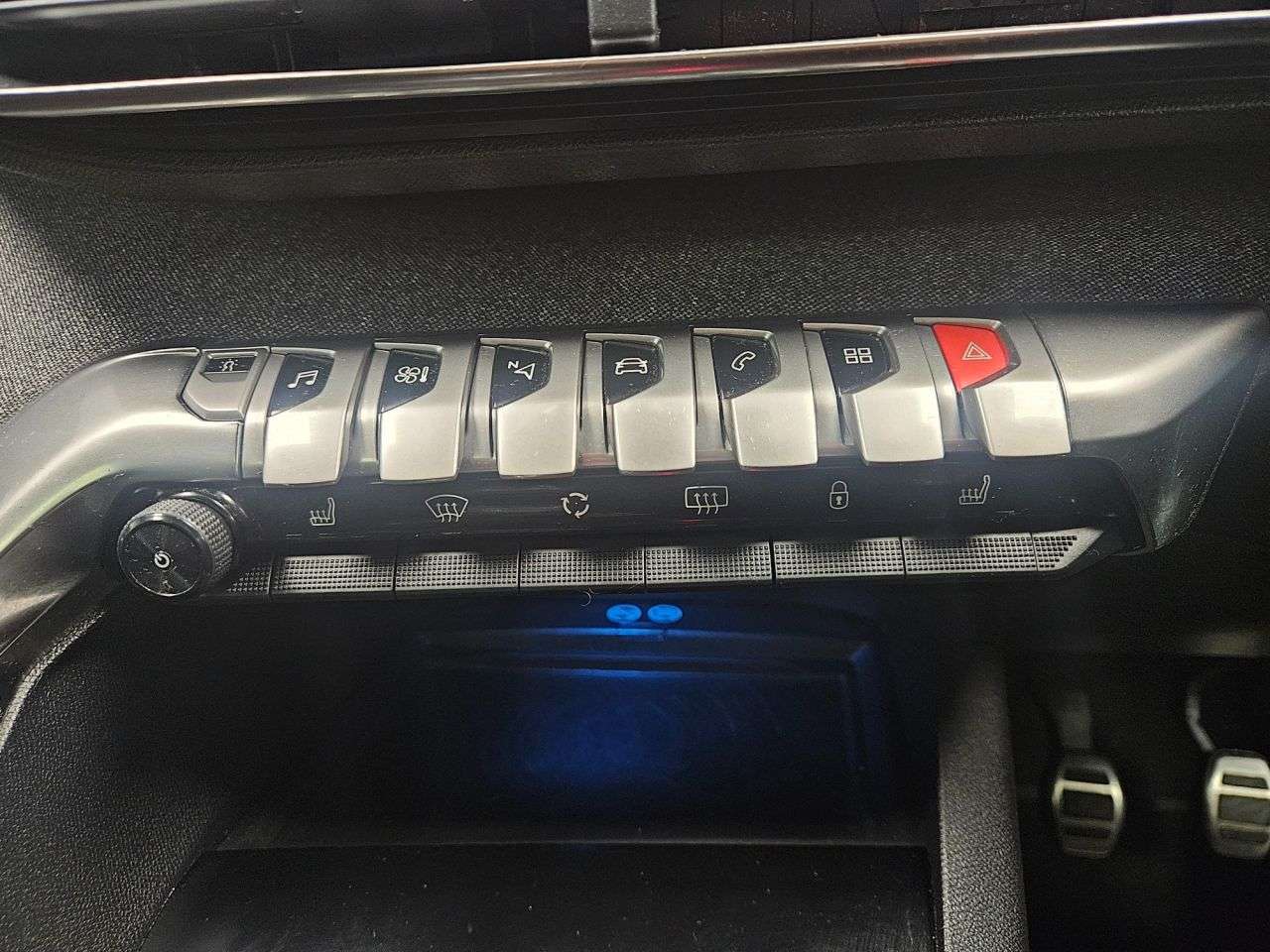 2019 PEUGEOT 3008 2019 PEUGEOT 3008