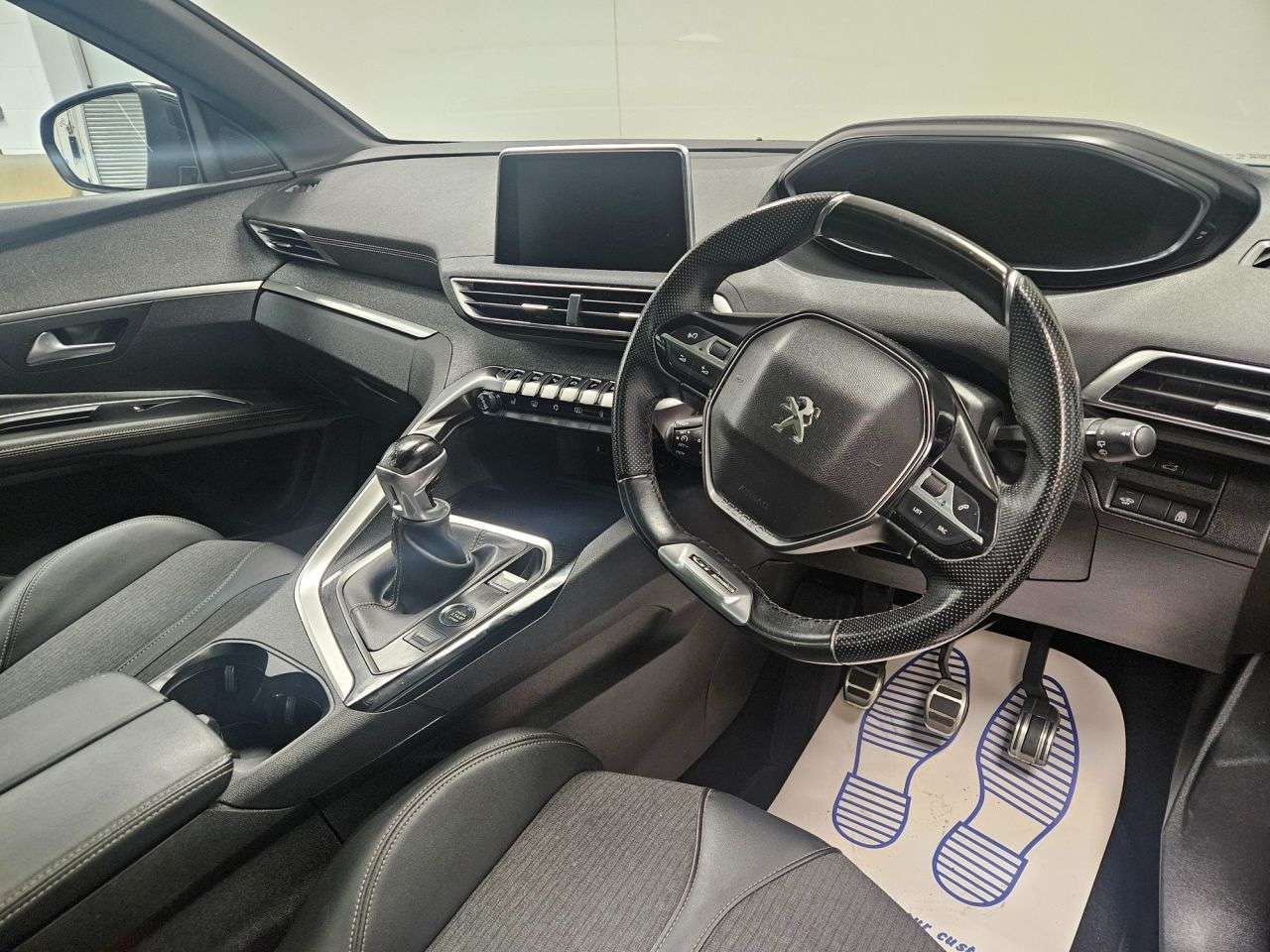 2019 PEUGEOT 3008 2019 PEUGEOT 3008