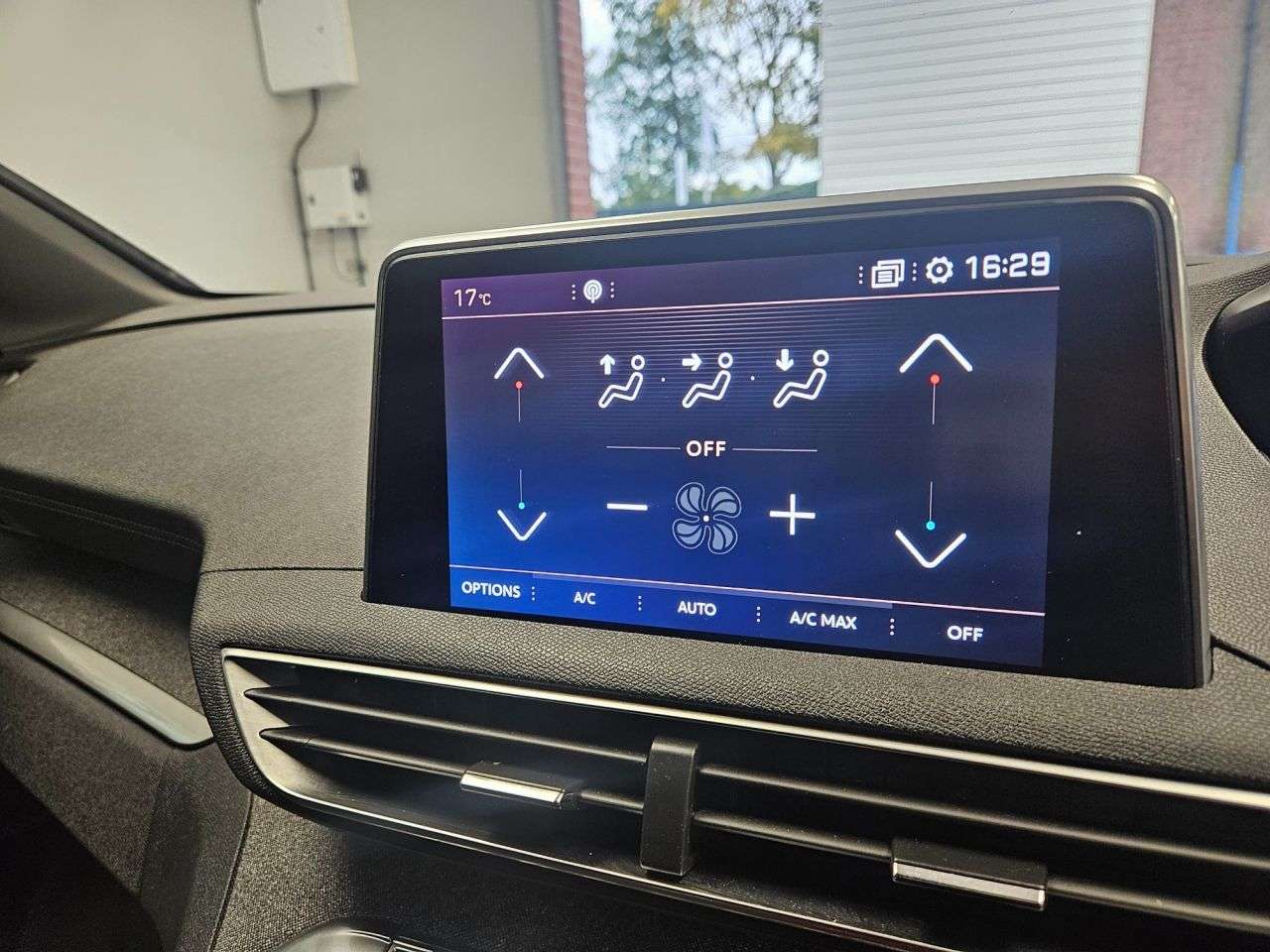 2019 PEUGEOT 3008 2019 PEUGEOT 3008