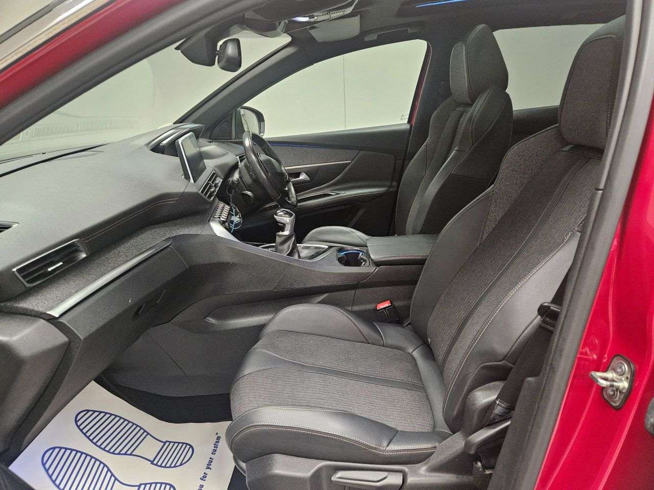 2019 PEUGEOT 3008 2019 PEUGEOT 3008