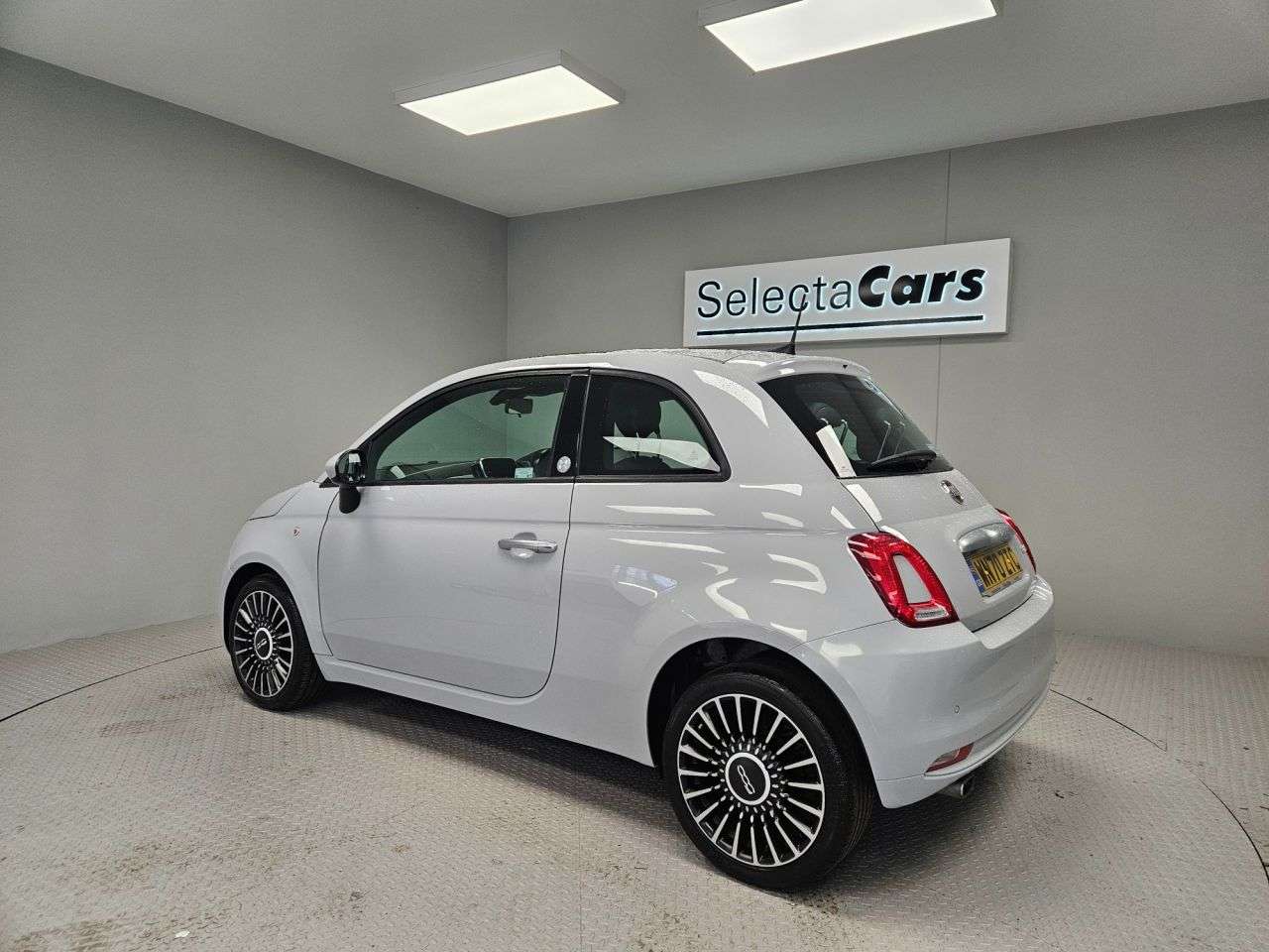 2020 FIAT 500 2020 FIAT 500