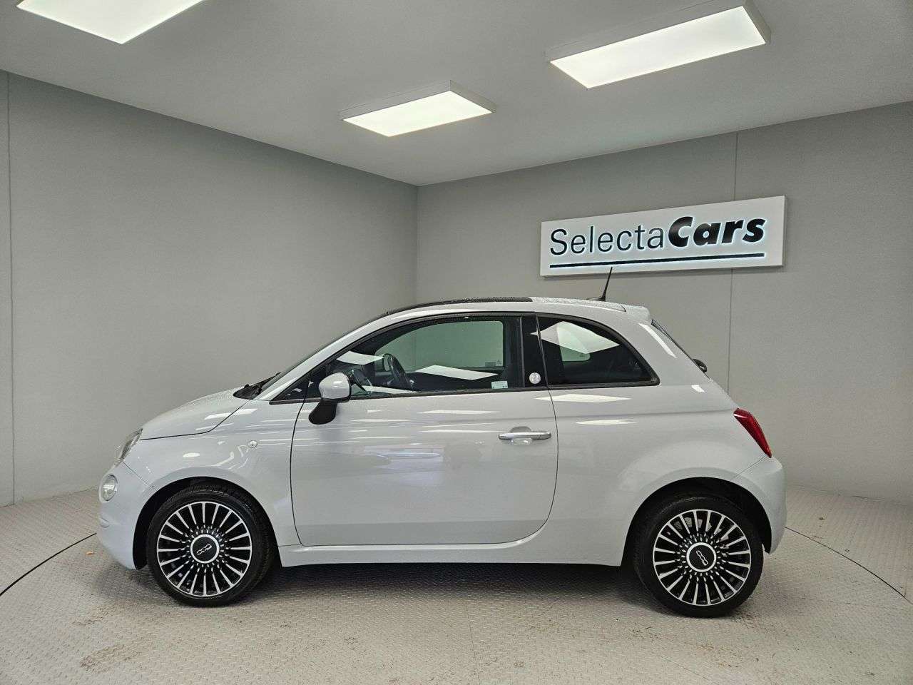 2020 FIAT 500 2020 FIAT 500