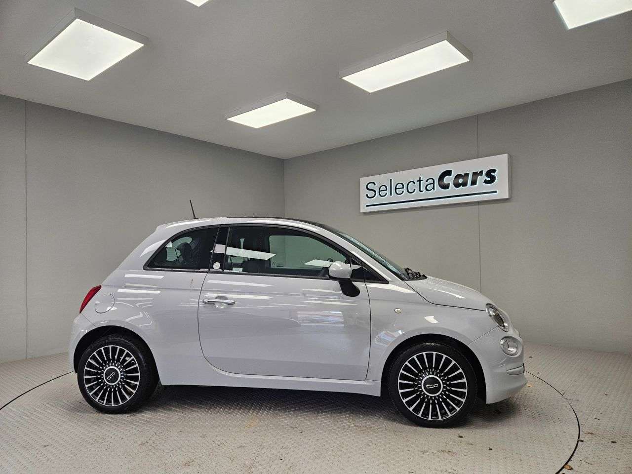 2020 FIAT 500 2020 FIAT 500