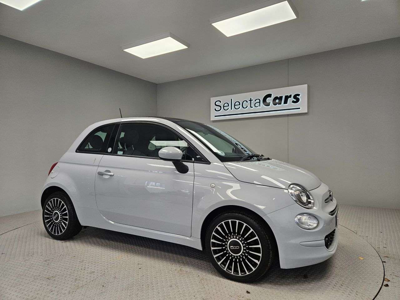 2020 FIAT 500 2020 FIAT 500
