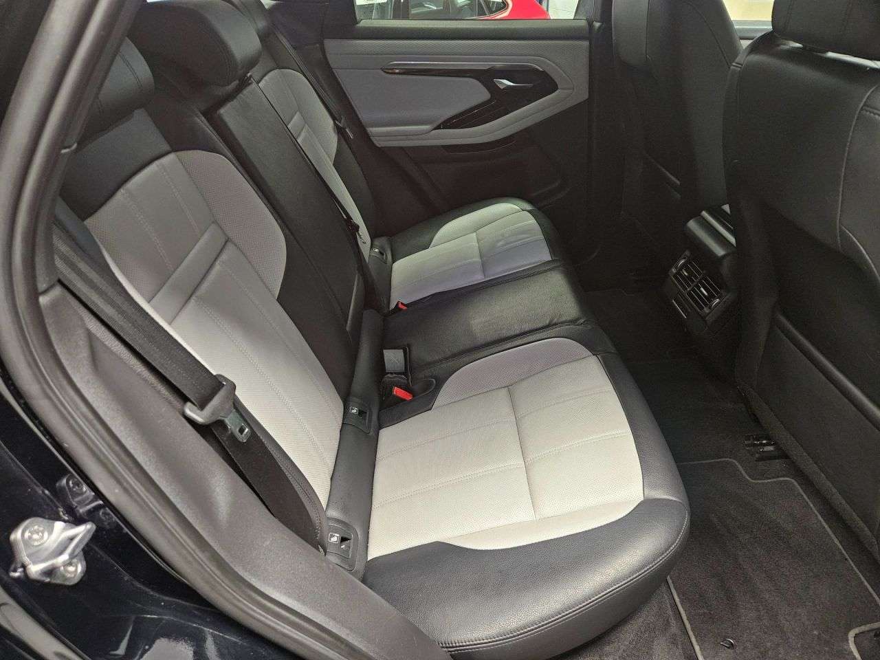 2019 LAND ROVER RANGE ROVER EVOQUE 2019 LAND ROVER RANGE ROVER EVOQUE