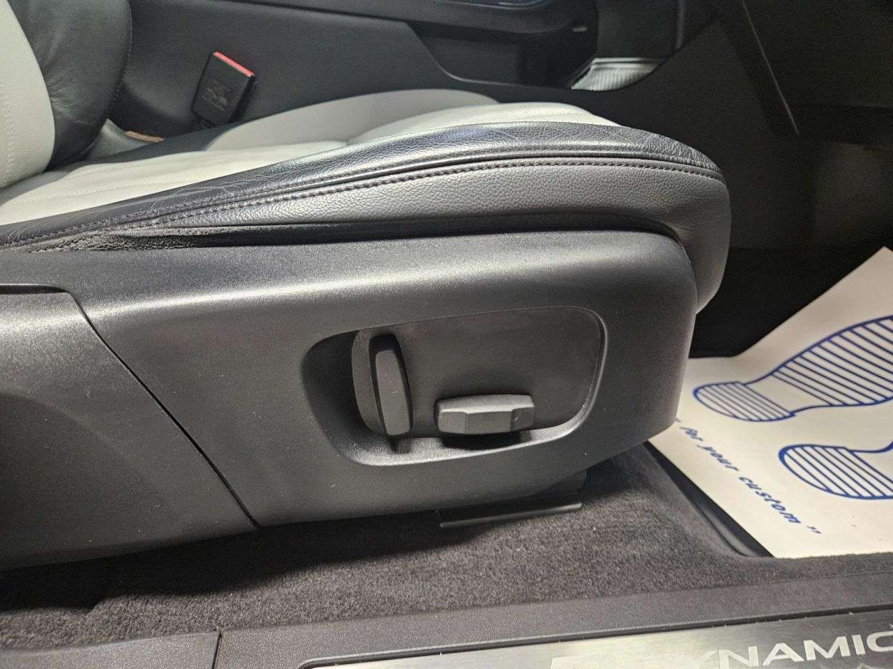 2019 LAND ROVER RANGE ROVER EVOQUE 2019 LAND ROVER RANGE ROVER EVOQUE