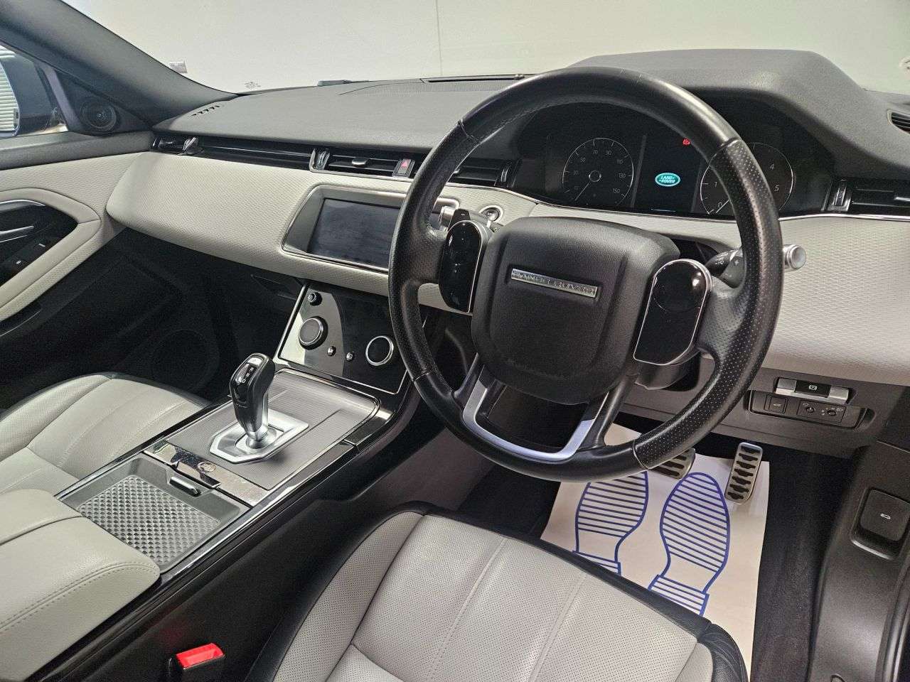 2019 LAND ROVER RANGE ROVER EVOQUE 2019 LAND ROVER RANGE ROVER EVOQUE