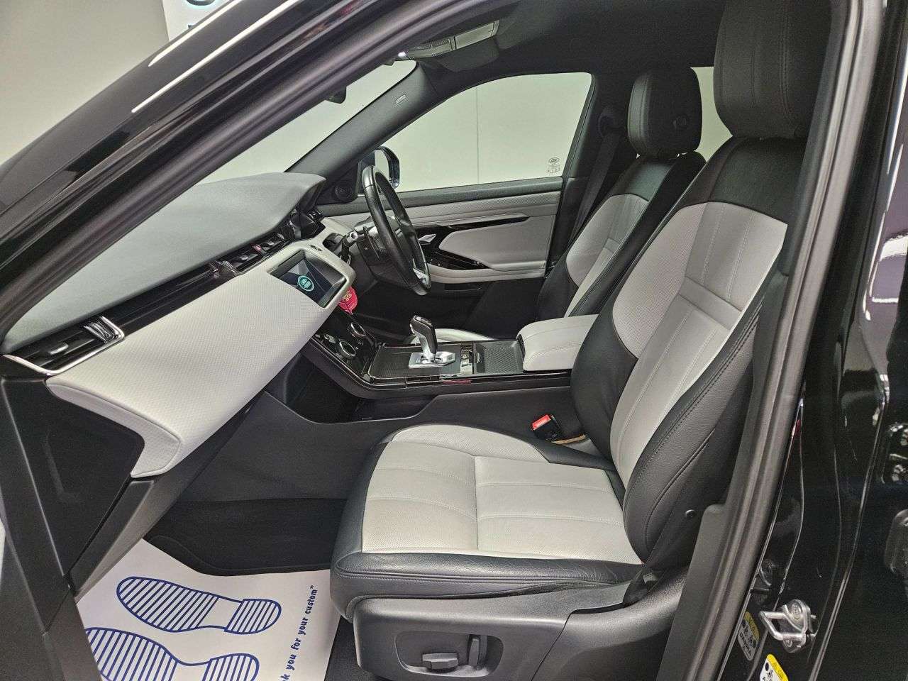 2019 LAND ROVER RANGE ROVER EVOQUE 2019 LAND ROVER RANGE ROVER EVOQUE