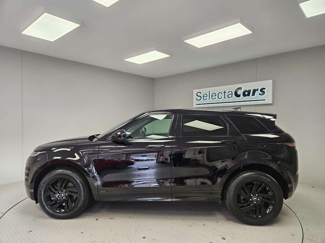 2019 LAND ROVER RANGE ROVER EVOQUE 2019 LAND ROVER RANGE ROVER EVOQUE