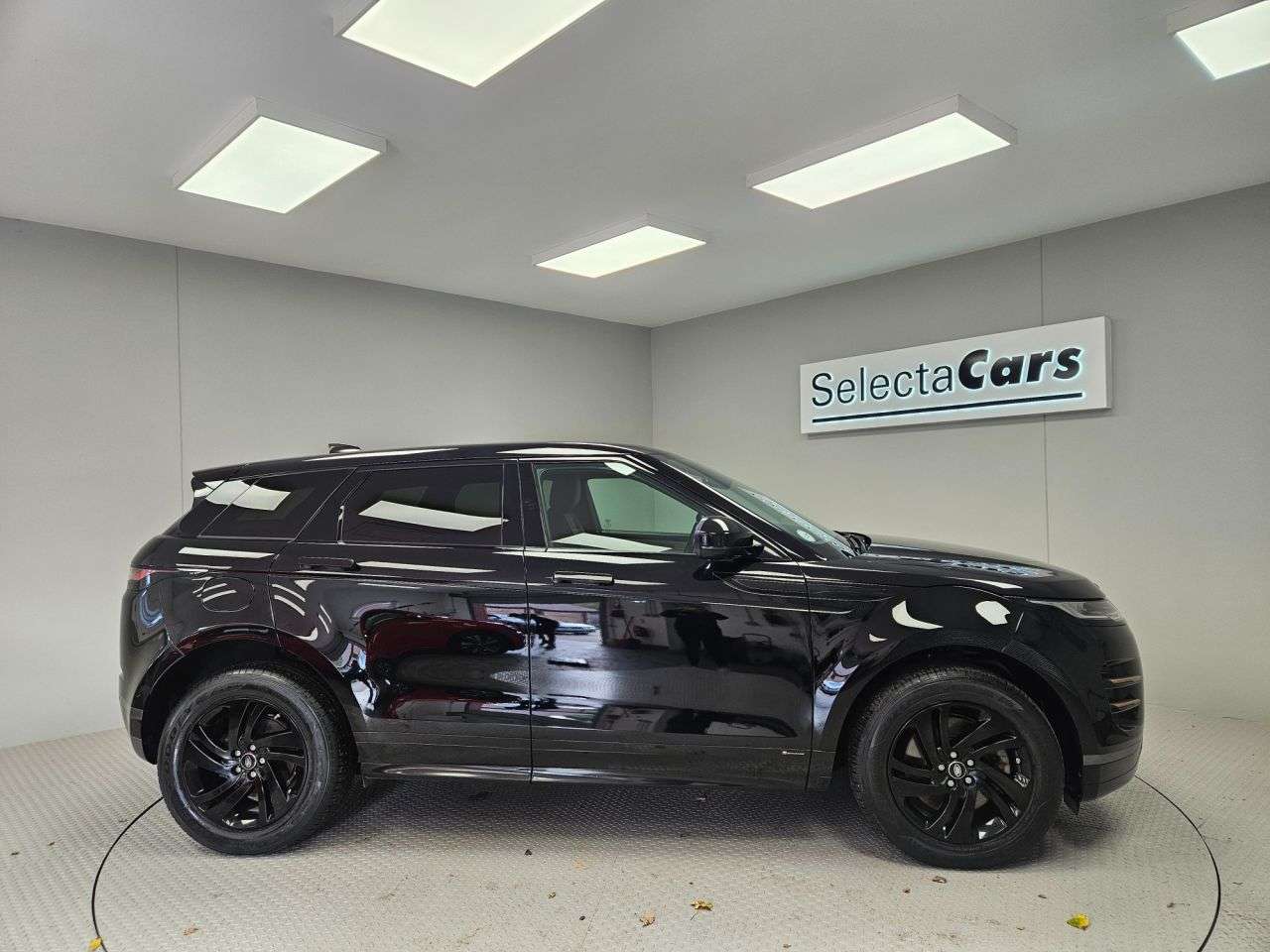 2019 LAND ROVER RANGE ROVER EVOQUE 2019 LAND ROVER RANGE ROVER EVOQUE