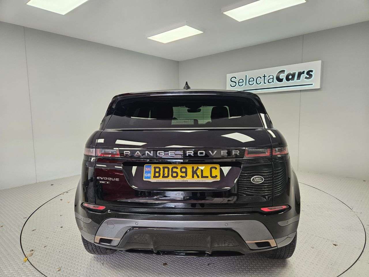 2019 LAND ROVER RANGE ROVER EVOQUE 2019 LAND ROVER RANGE ROVER EVOQUE