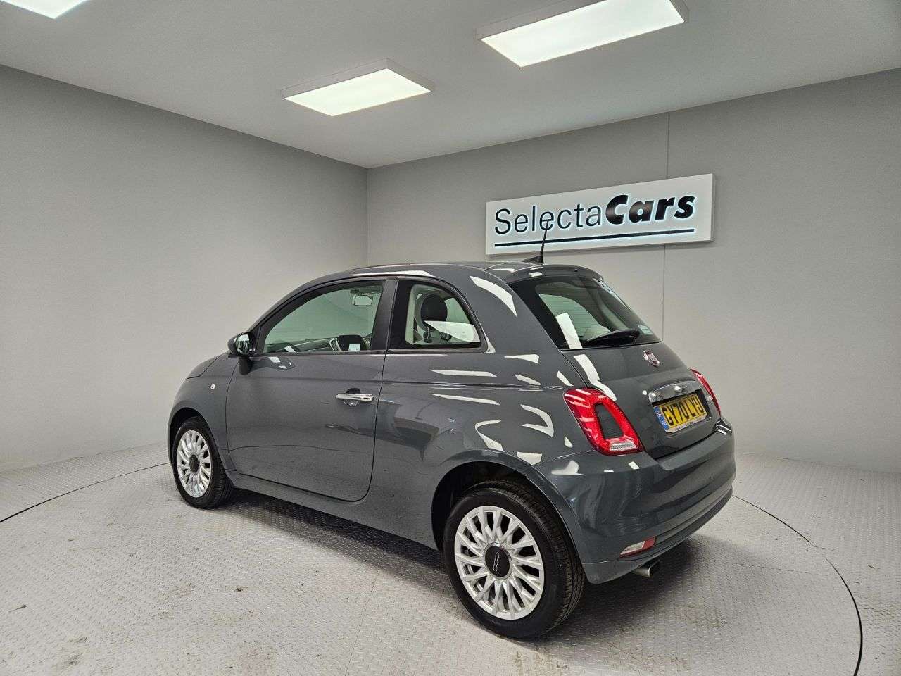 2020 FIAT 500 2020 FIAT 500