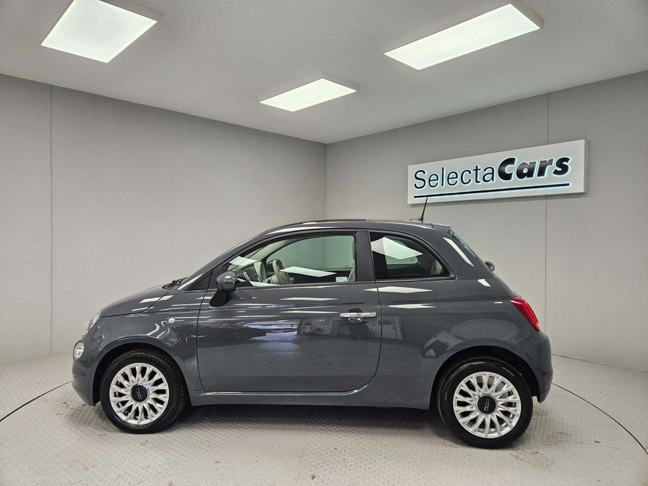 2020 FIAT 500 2020 FIAT 500