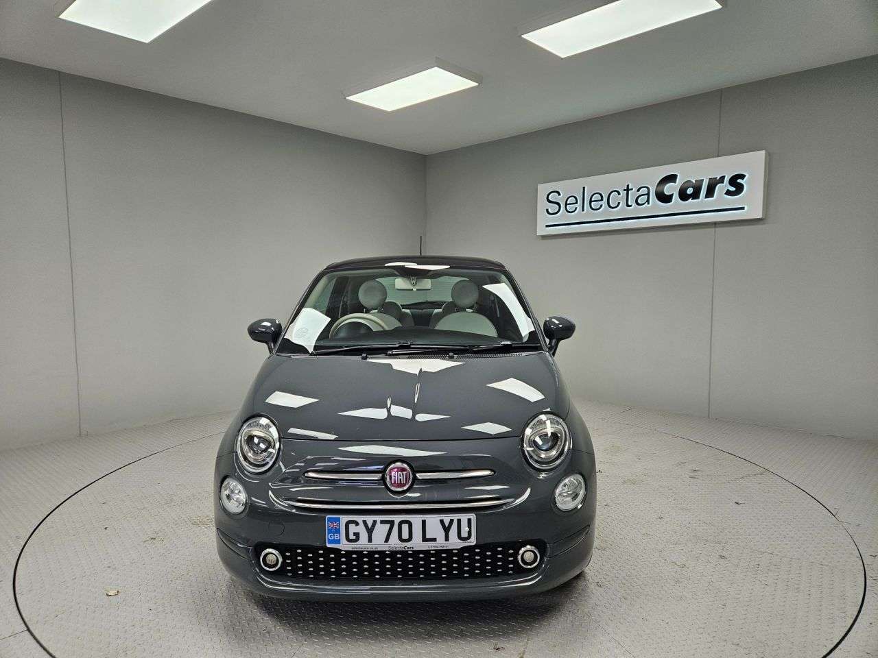 2020 FIAT 500 2020 FIAT 500