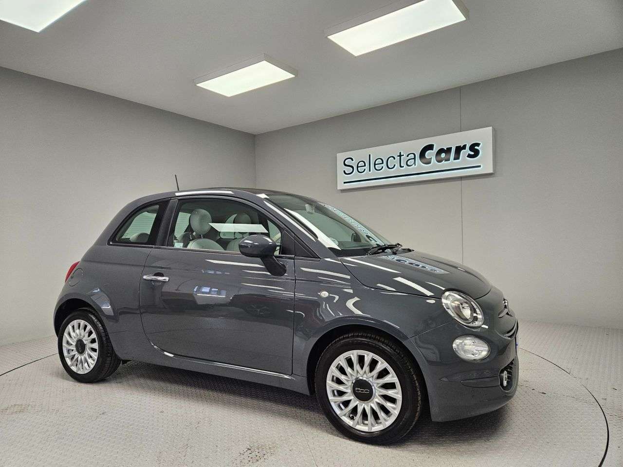 2020 FIAT 500 2020 FIAT 500