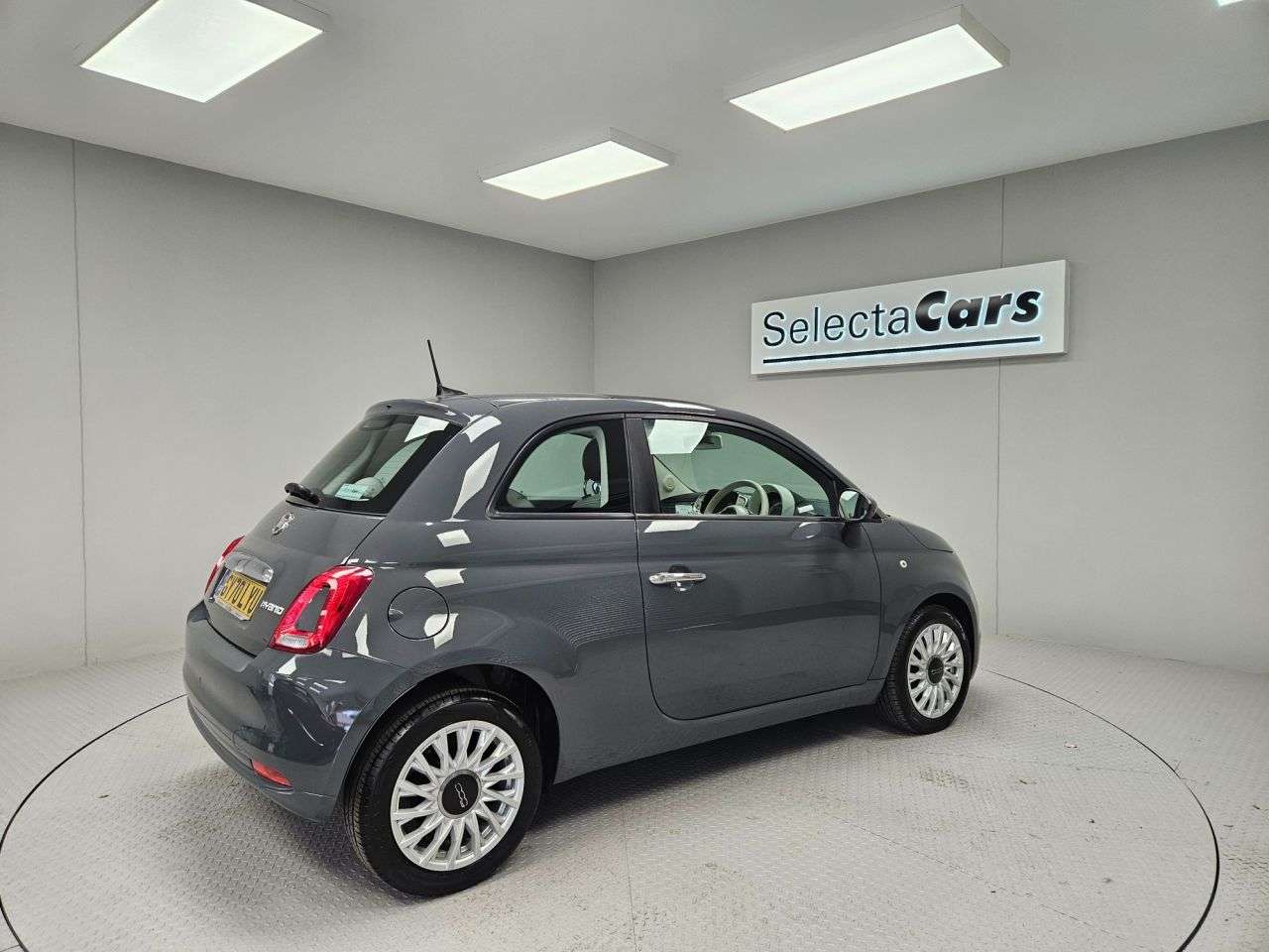 2020 FIAT 500 2020 FIAT 500