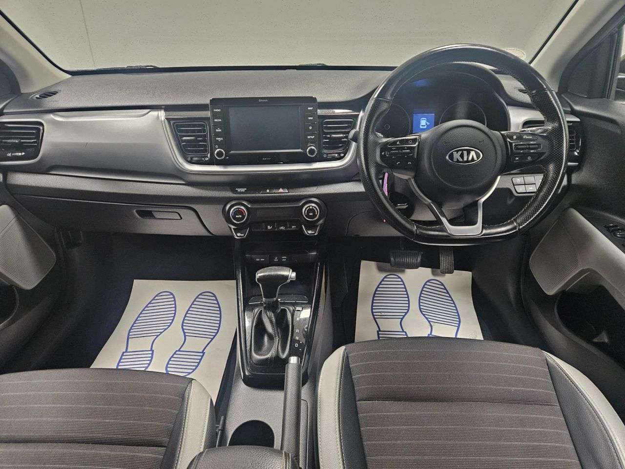 2018 KIA STONIC 2018 KIA STONIC
