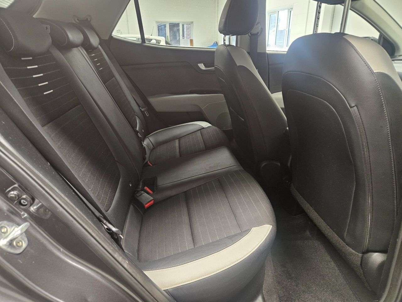 2018 KIA STONIC 2018 KIA STONIC