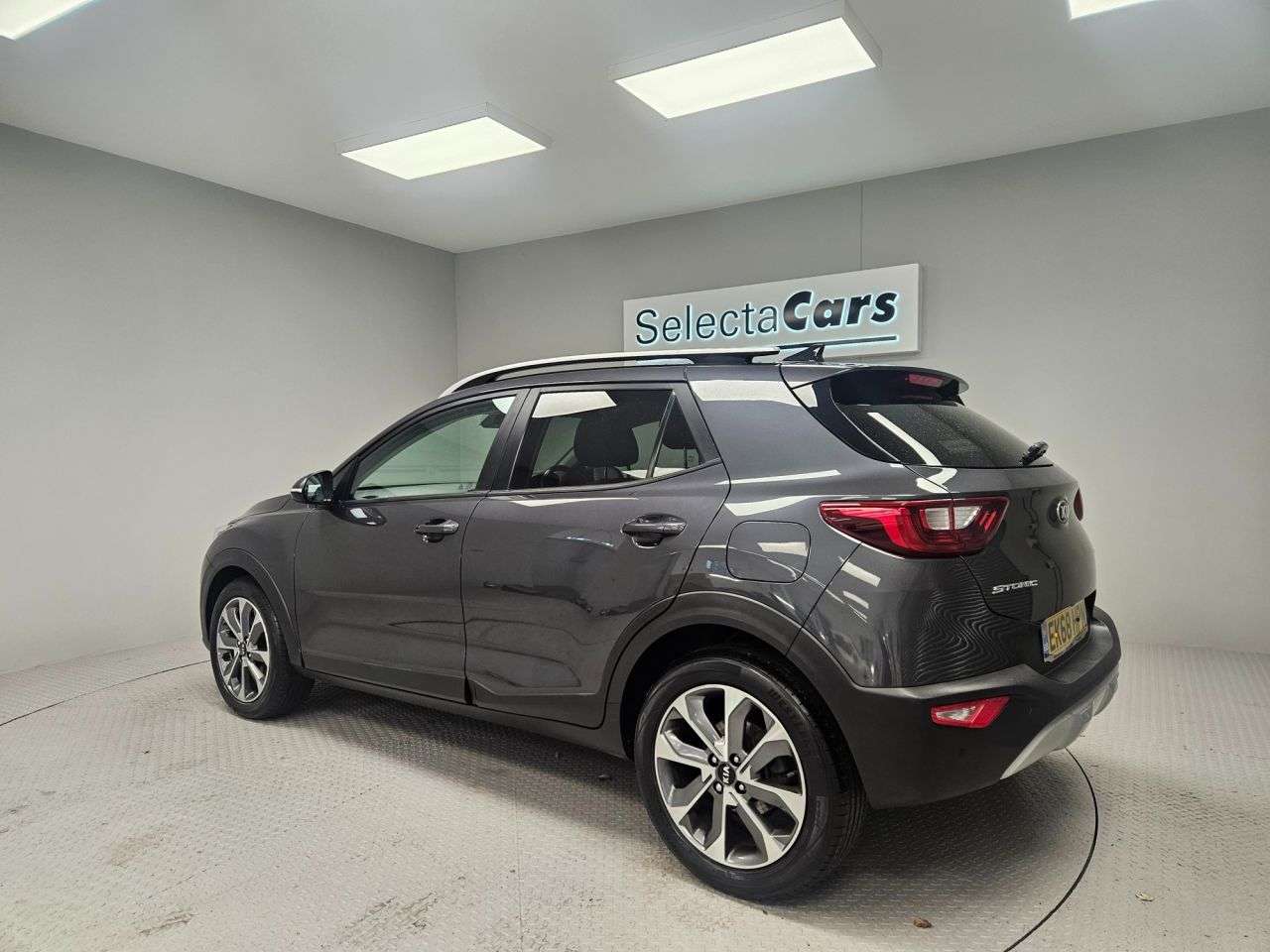 2018 KIA STONIC 2018 KIA STONIC