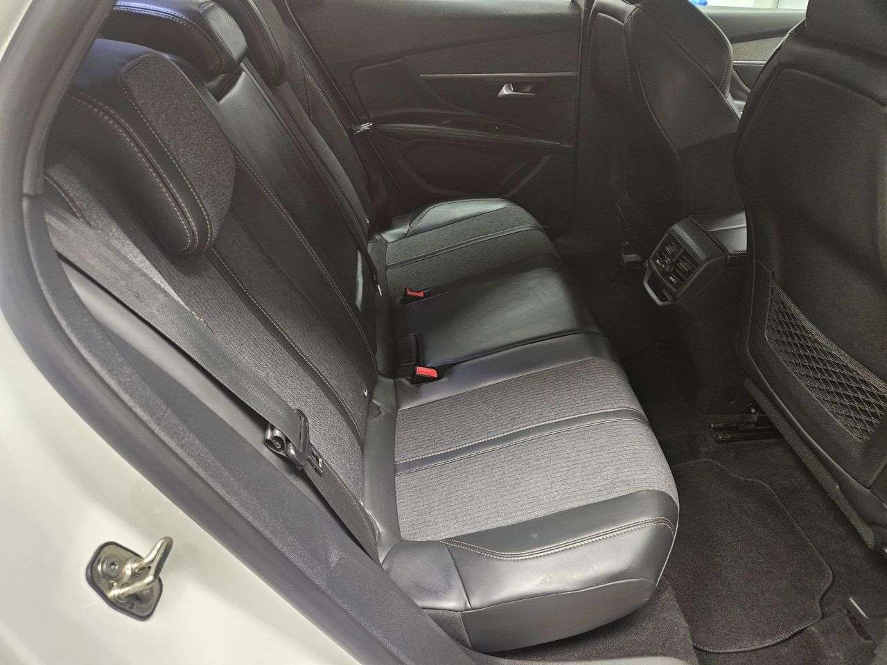 2017 PEUGEOT 3008 2017 PEUGEOT 3008