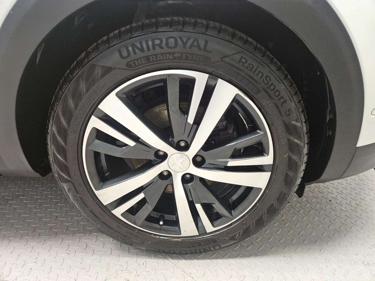 2017 PEUGEOT 3008 2017 PEUGEOT 3008