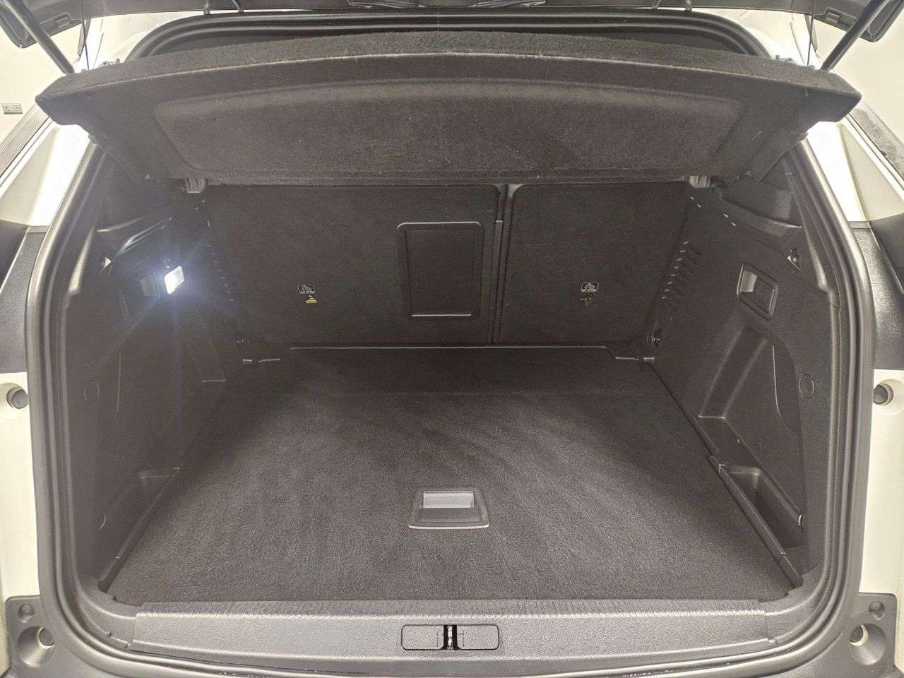 2017 PEUGEOT 3008 2017 PEUGEOT 3008