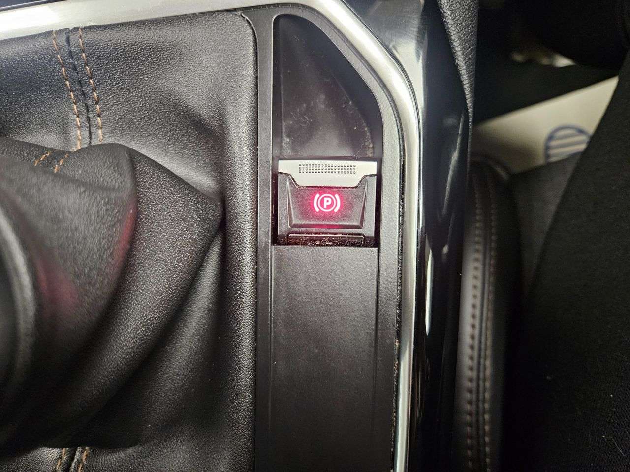 2017 PEUGEOT 3008 2017 PEUGEOT 3008