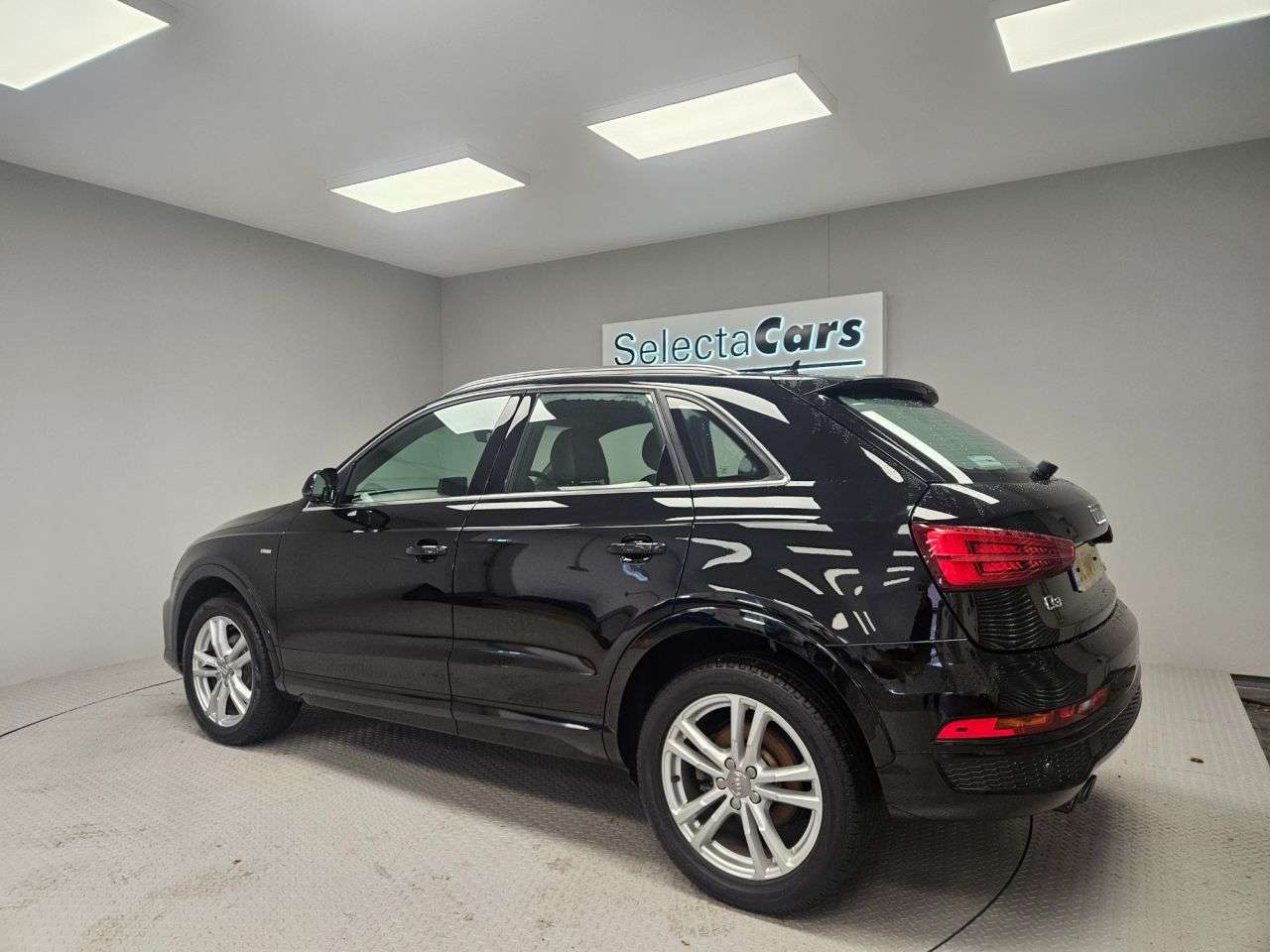 2017 AUDI Q3 2017 AUDI Q3