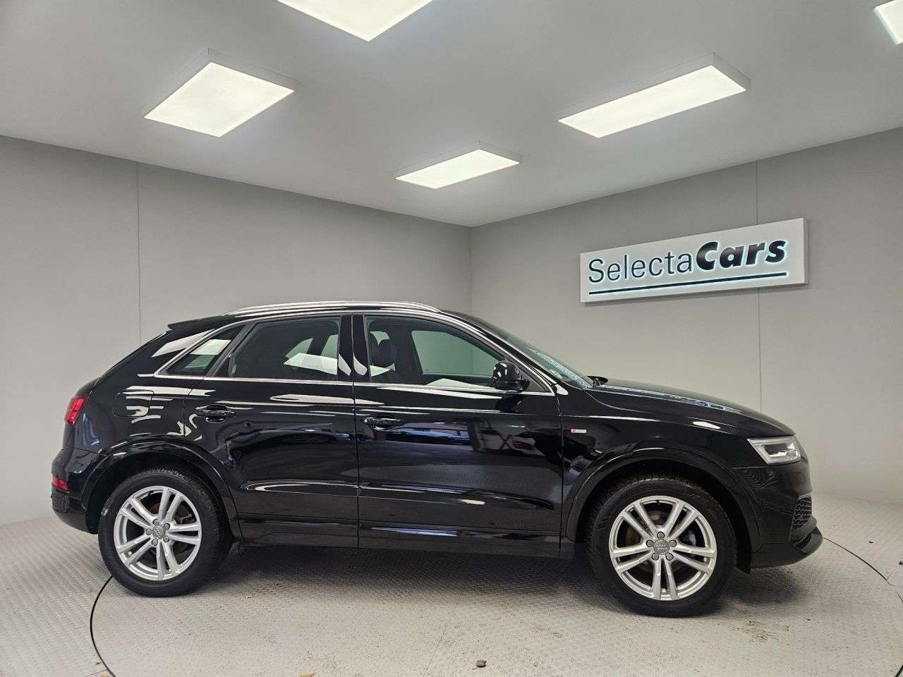 2017 AUDI Q3 2017 AUDI Q3