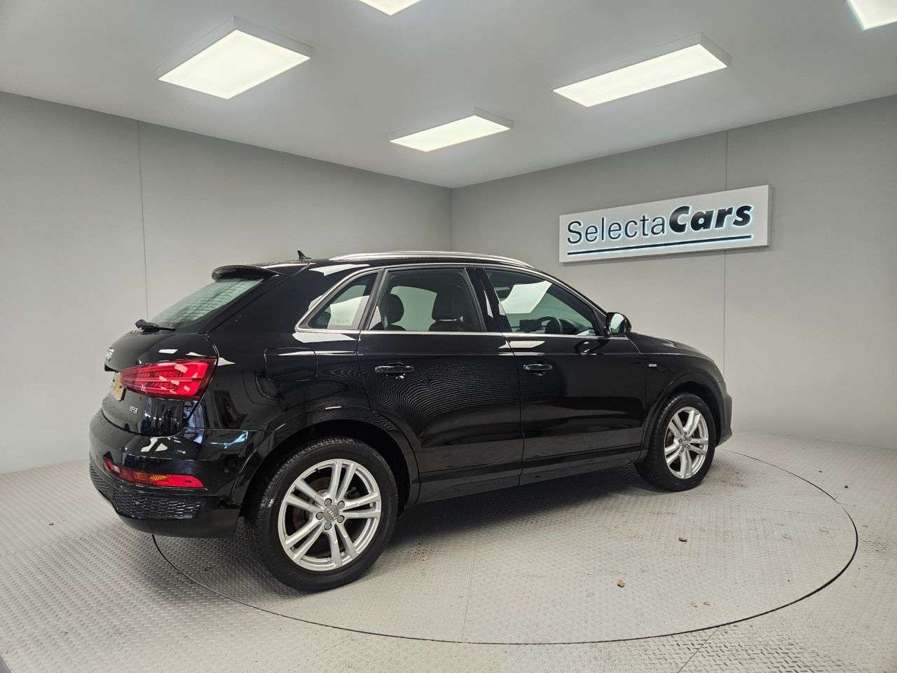 2017 AUDI Q3 2017 AUDI Q3