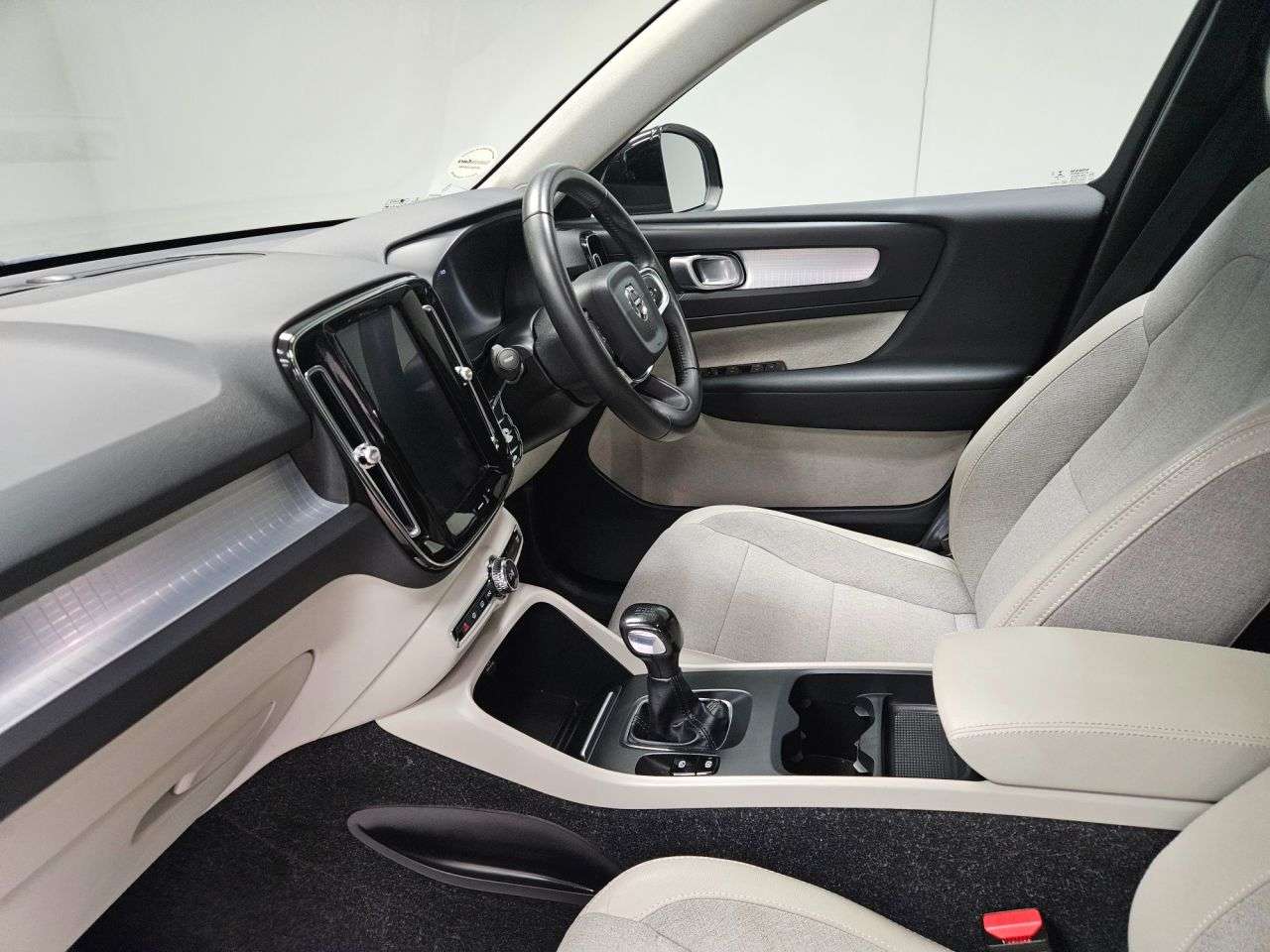 2018 VOLVO XC40 2018 VOLVO XC40