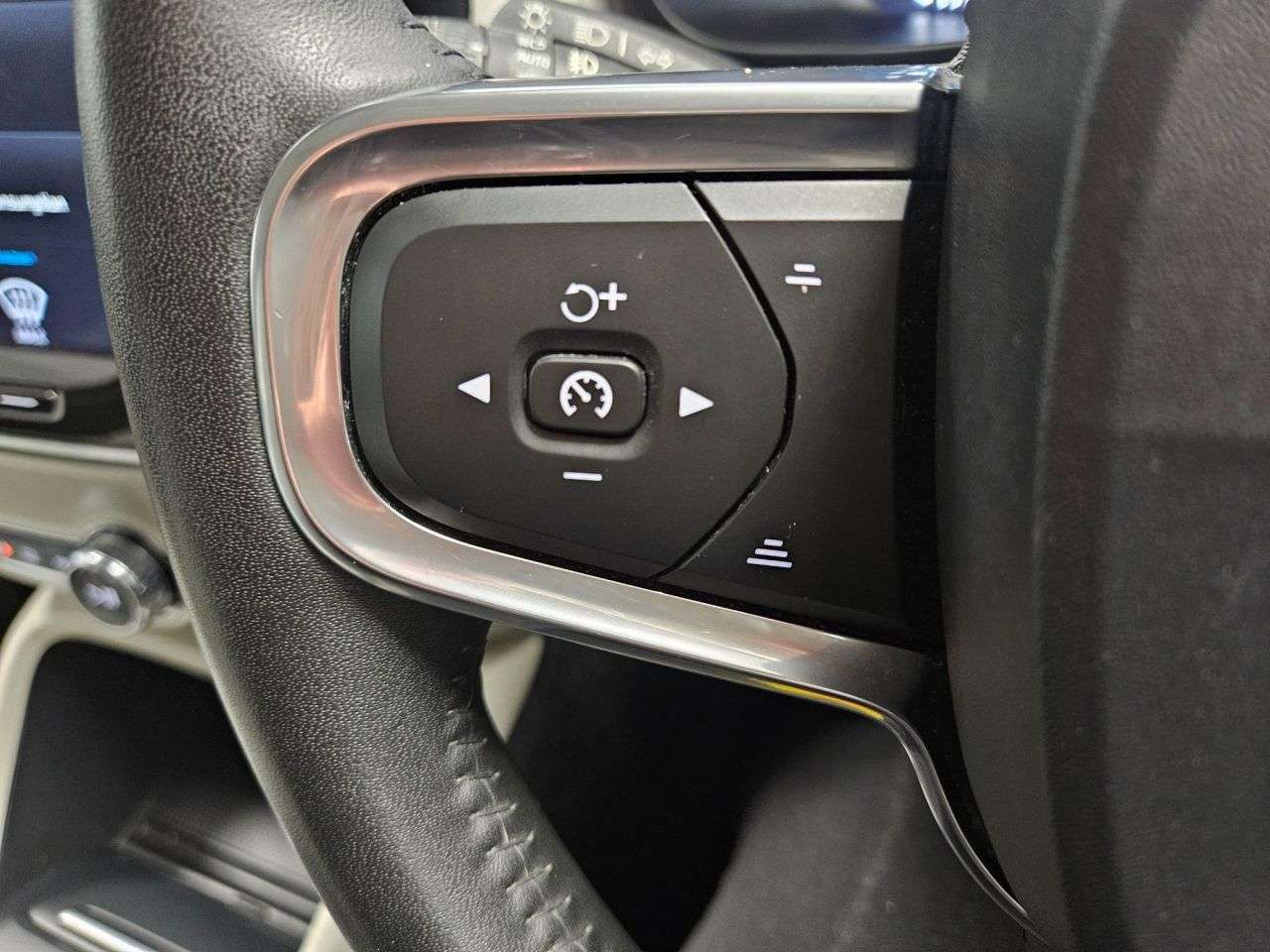 2018 VOLVO XC40 2018 VOLVO XC40