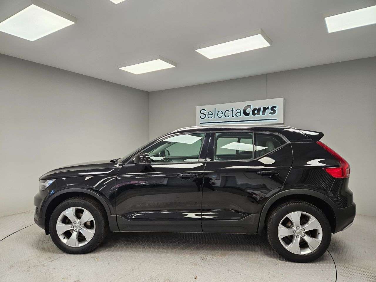2018 VOLVO XC40 2018 VOLVO XC40