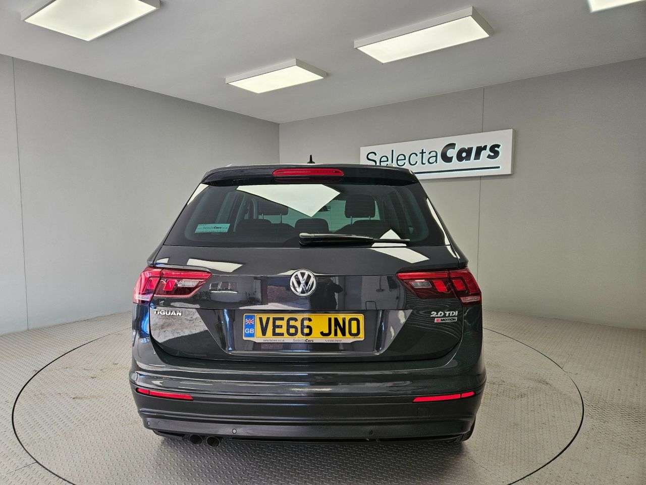 2016 VOLKSWAGEN TIGUAN 2016 VOLKSWAGEN TIGUAN