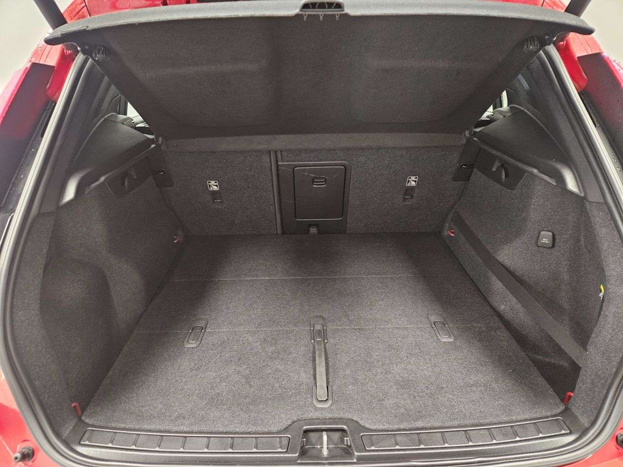 2019 VOLVO XC40 2019 VOLVO XC40