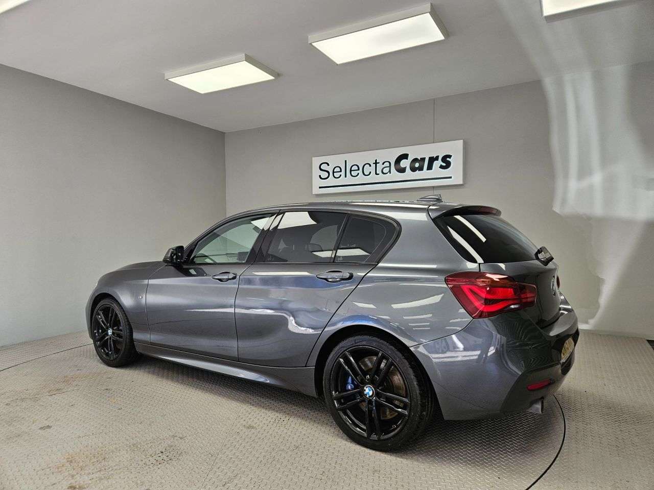 2019 BMW 1 SERIES 2019 BMW 1 SERIES