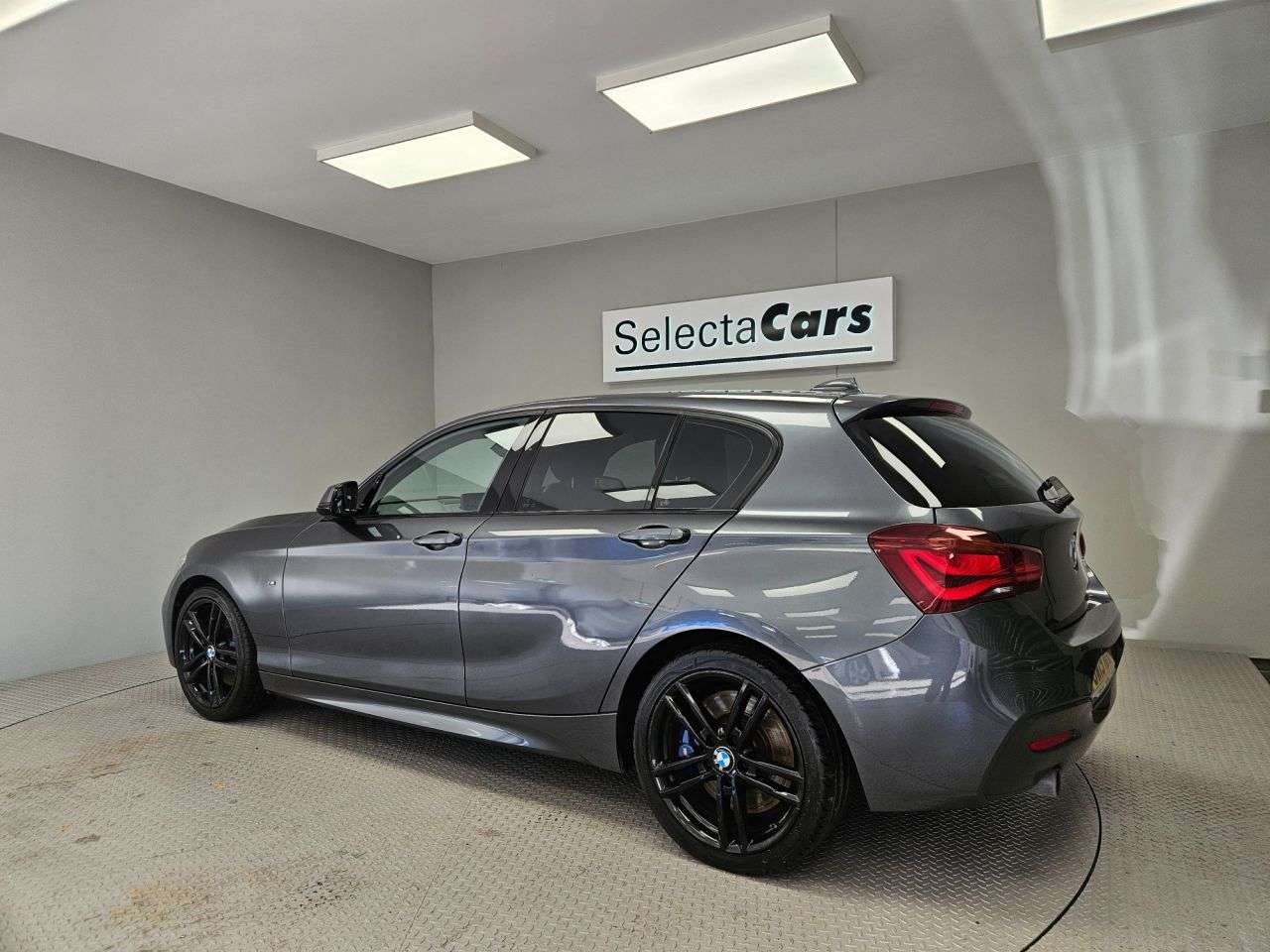 2019 BMW 1 SERIES 2019 BMW 1 SERIES